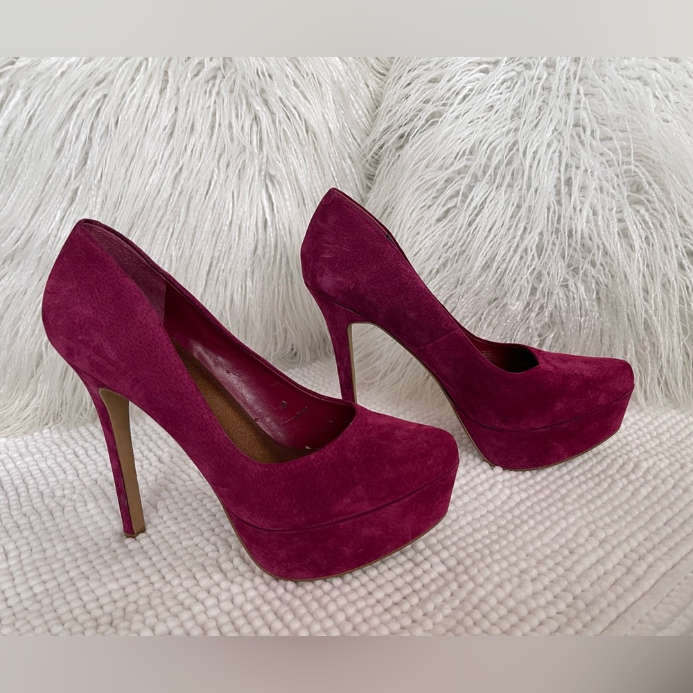 Jessica Simpson platform heels.